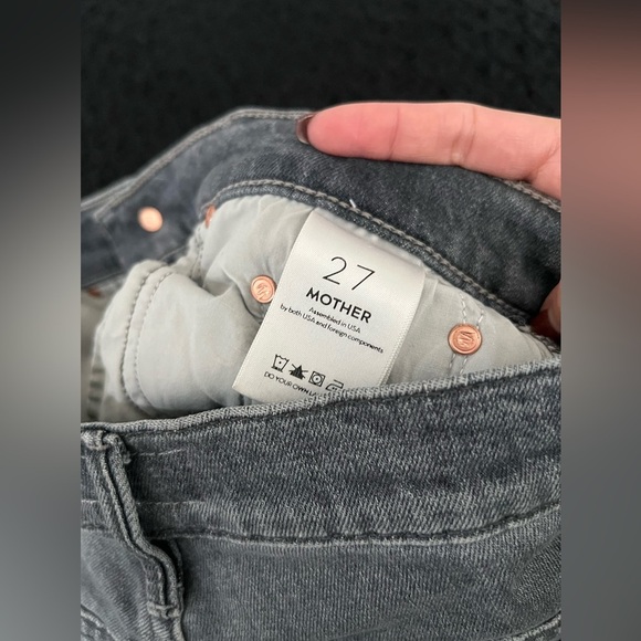 MOTHER The Insider Crop Step Fray Jeans Size 27 - Picture 4 of 6